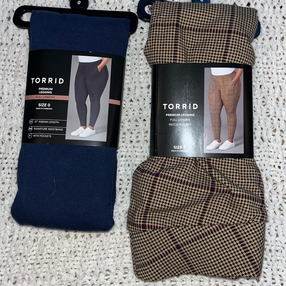 Lot of 2 NWT Torrid sz 0 Premium Leggings w pockets - navy blue, tan/black plaid